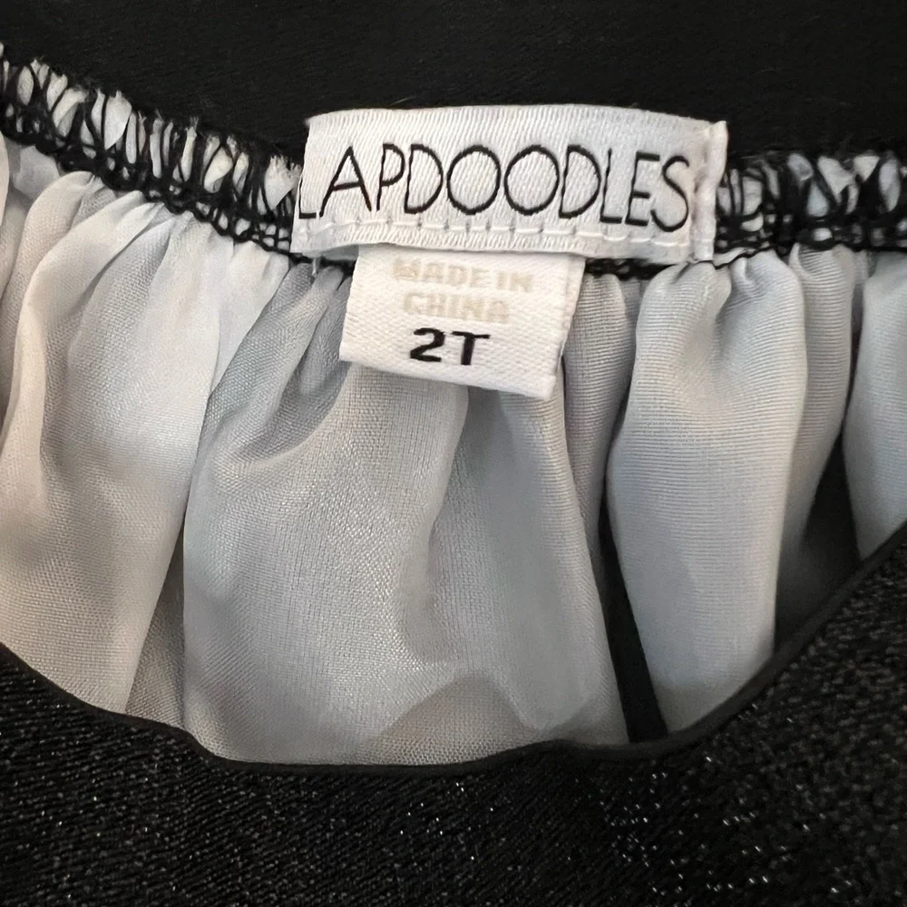 Flapdoodles Black & White 2 pc skirt and Top girls 2T NWT
